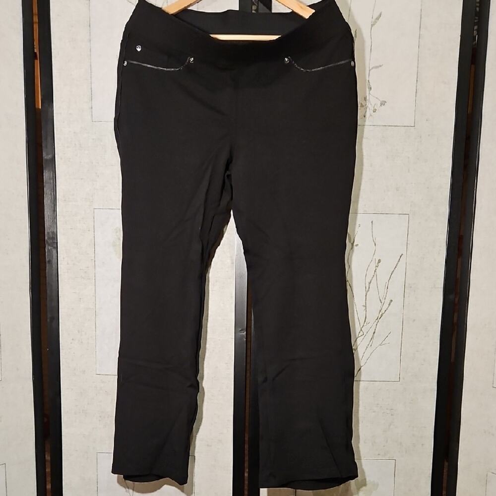 Peter Nygard Black and Silver Straight Leg Pants